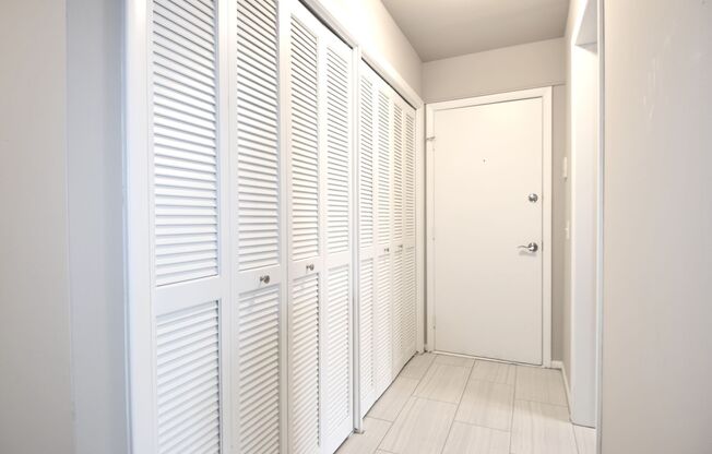 2 beds, 1 bath, 1,065 sqft, $1,995, Unit 3108-4