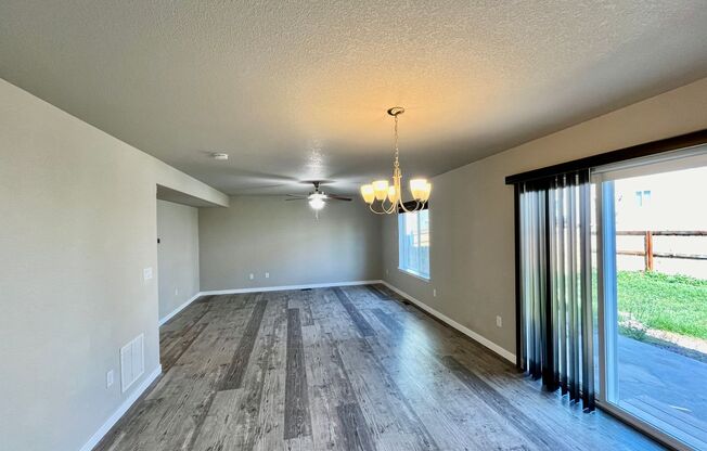 Beautiful 3 Bedroom Home in Lorson Ranch!