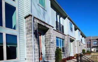 Plano Condo at Heritage Creekside Homes West