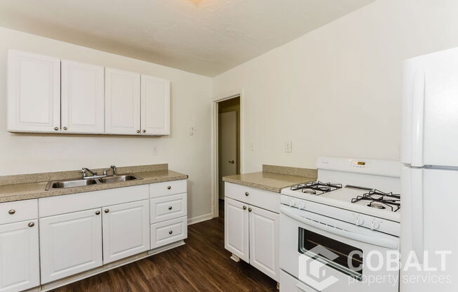 1982 ROCKLEDGE RD NE