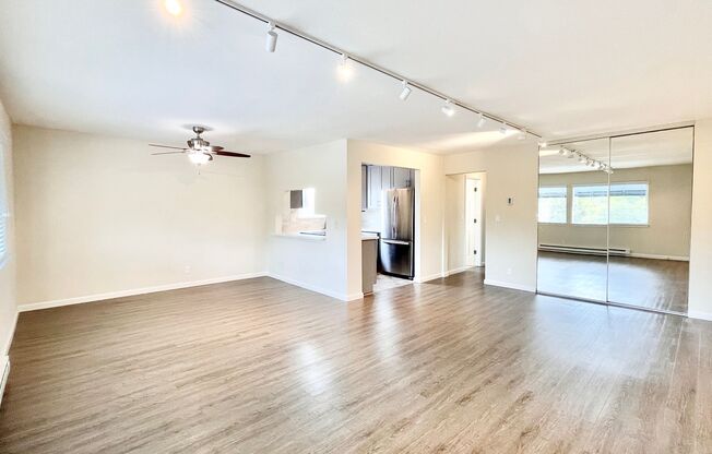 438 N. El Camino Real