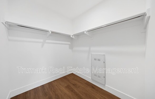 218 N EL MOLINO AVE