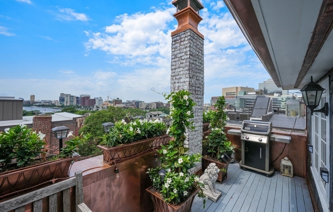 1 bed, 2 baths, 1,327 sqft, $9,900, Unit PH