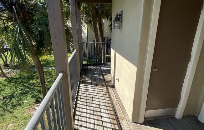 2 beds, 2 baths, $1,400