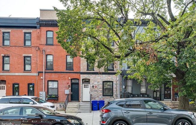 Modern Studio Apartments with Rooftop Views in Mantua