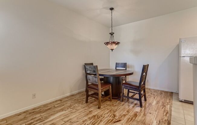 1 bed, 1 bath, $1,250, Unit # 1122