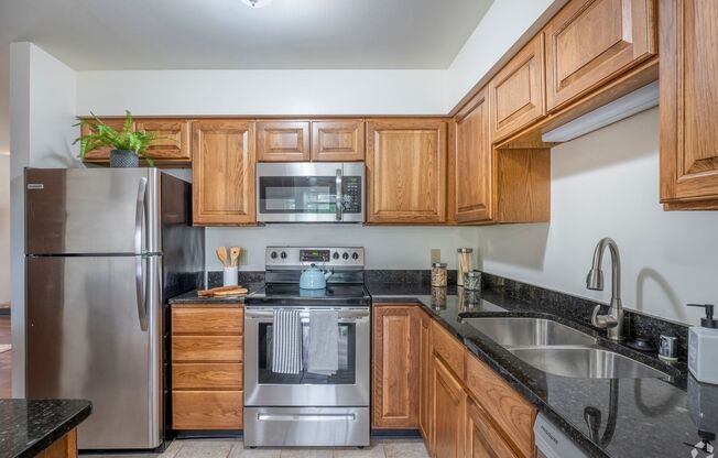 3 beds, 2.5 baths, 2,000 sqft, $2,705, Unit D-1