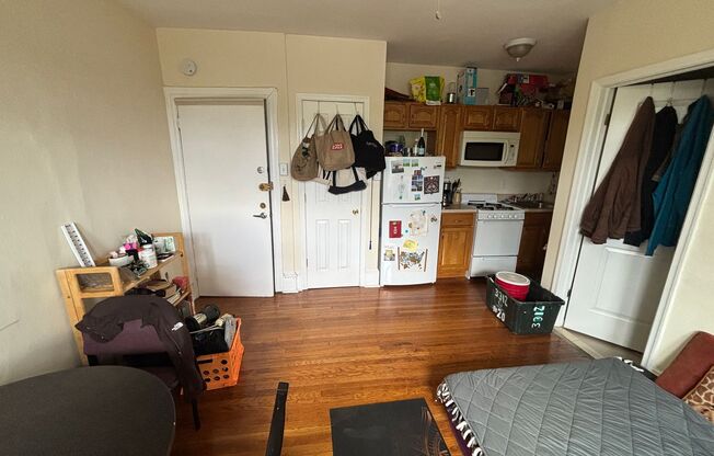 3312 Hamilton