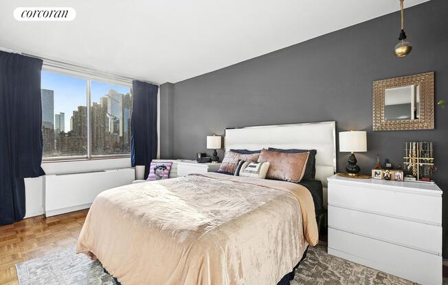 1 bed, 1 bath, 585 sqft, $4,000, Unit 12C