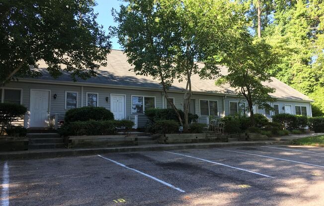 2 beds, 2 baths, 1,100 sqft, $1,295, Unit H