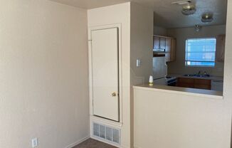 2 beds, 1.5 baths, $775