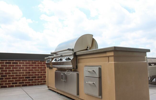 1 bed, 1 bath, 870 sqft, $1,945, Unit 304