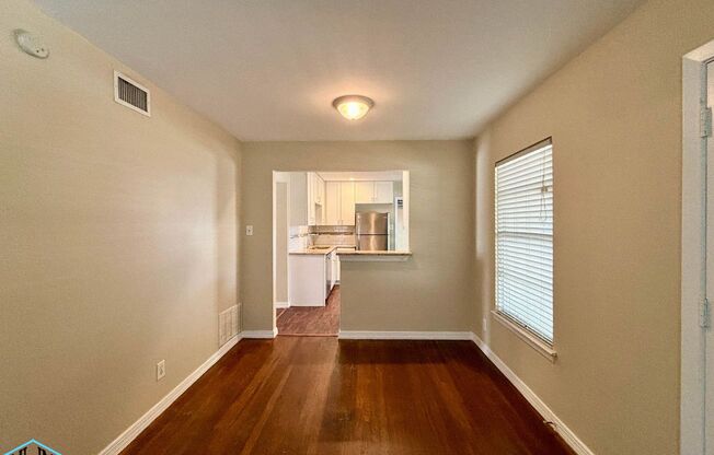 3 beds, 1 bath, $1,595