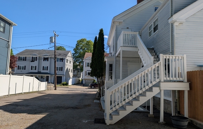 14 WADSWORTH AVE