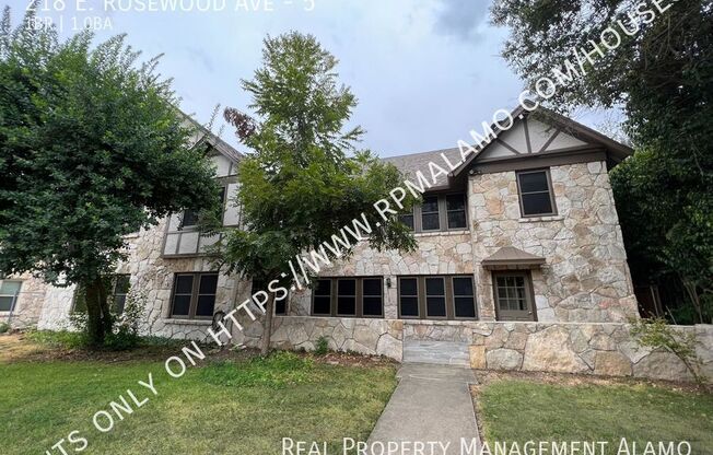218 E ROSEWOOD AVE