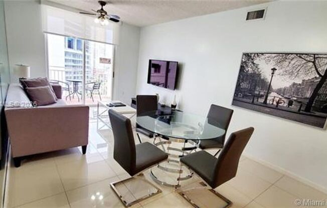 2 beds, 2 baths, $3,600, Unit # 1203