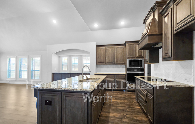 6317 DARTFORD DR