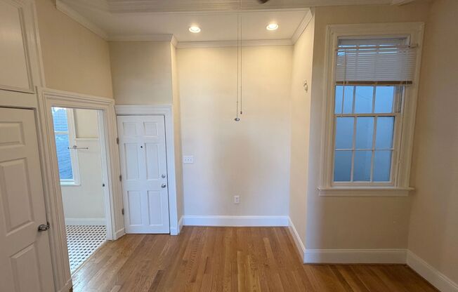 1318 Eutaw Pl