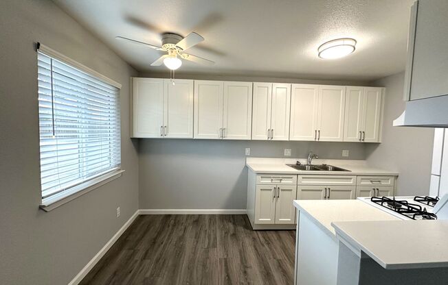 La Madera Apartments at 935 W. Swain Road
