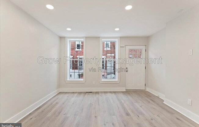 2 beds, 1 bath, 840 sqft, $1,837