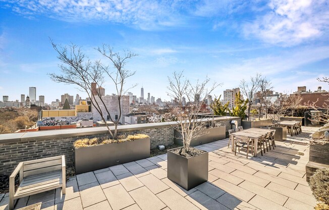 438 E 12 ST