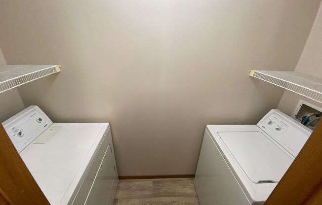 2 beds, 2 baths, 965 sqft, $1,128, Unit 307N