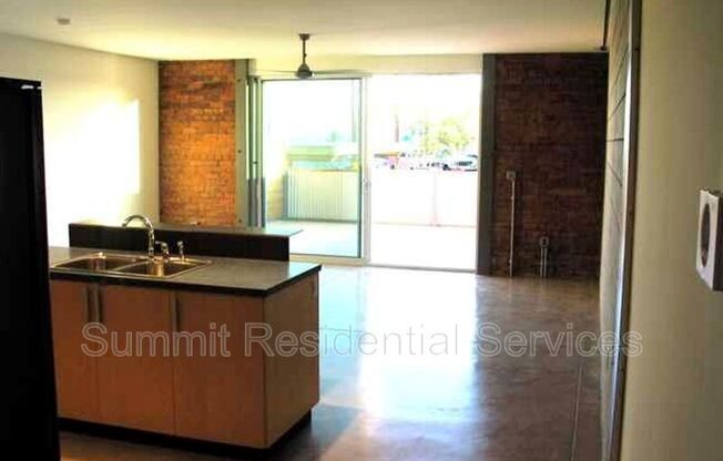 1001 E 17th Street  Unit 107
