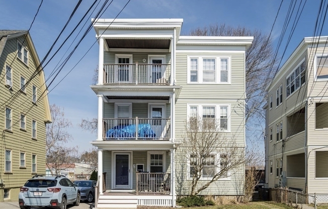 9 HASTINGS