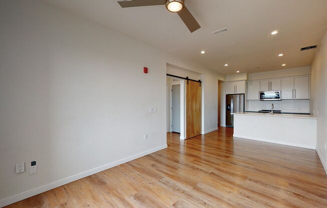 1 bed, 1 bath, 665 sqft, $1,725, Unit 305