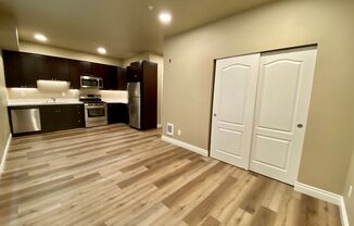 Studio, 1 bath, 415 sqft, $1,695