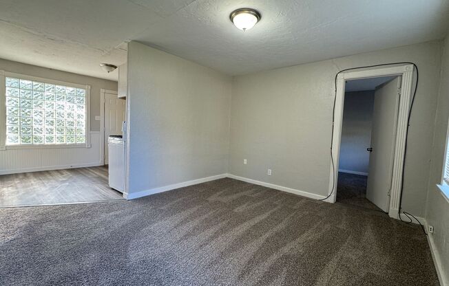 3 beds, 1 bath, $825