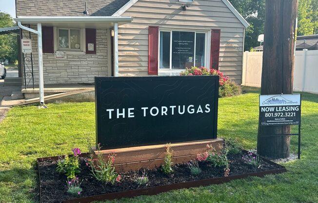 Tortugas Apartments