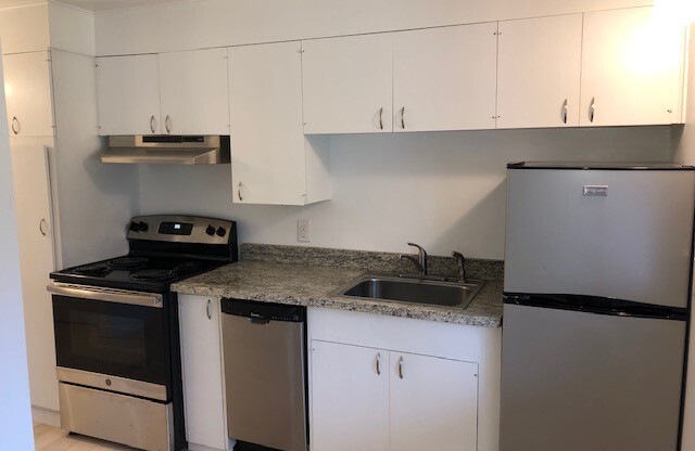 1 bed, 1 bath, 450 sqft, $1,195, Unit 6