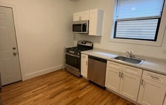 5012 North Hermitage