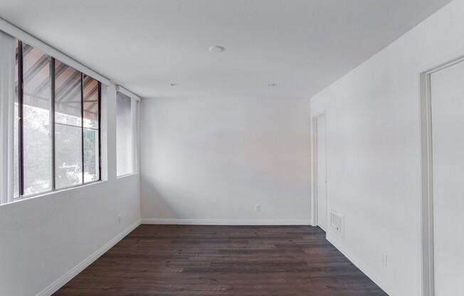 2 beds, 2 baths, 918 sqft, $3,595, Unit 101