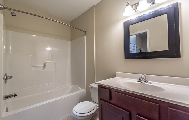 Studio, 1 bath, 576 sqft, $1,235, Unit 102