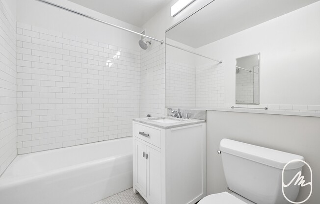 2 beds, 2 baths, 729 sqft, $7,000, Unit 3M