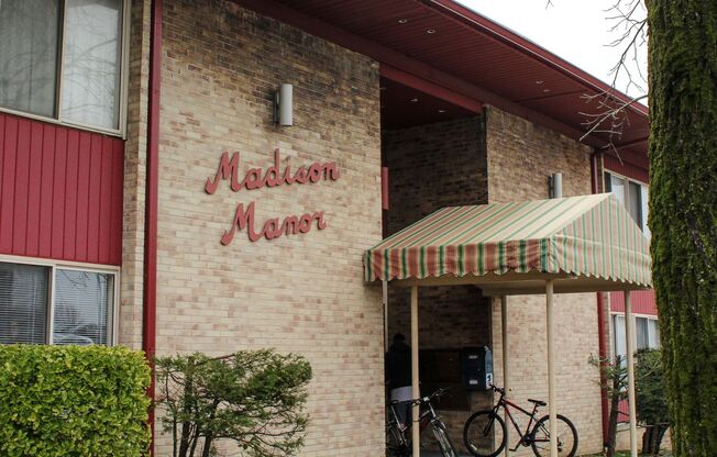 Madison Manor-612-(2)