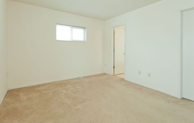 2 beds, 2.5 baths, 1,388 sqft, $1,950, Unit 59