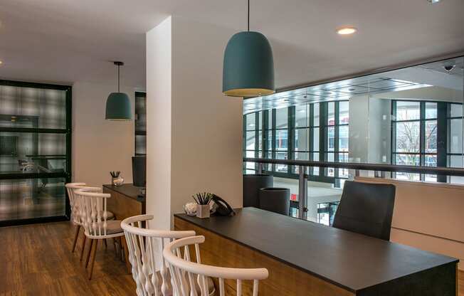 cambridge park apartment clubroom