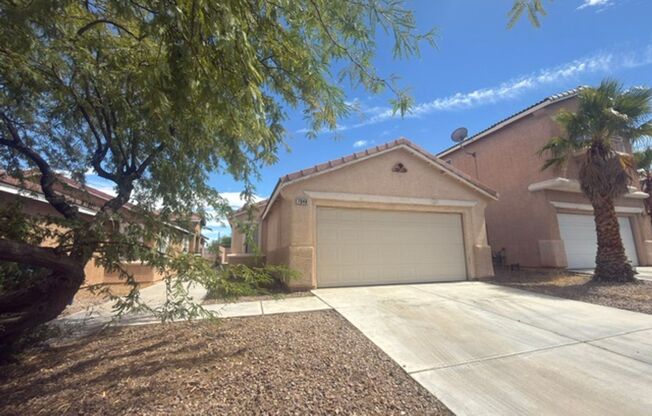 Welcome to this inviting 3-bedroom, 2-bathroom single-story home located in the desirable Rhodes Ranch area!