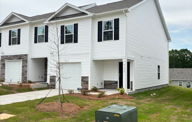 Brand New End-Unit Townhome in Charlotte!