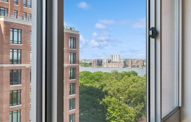 Studio, 1 bath, 480 sqft, $3,900, Unit S10K