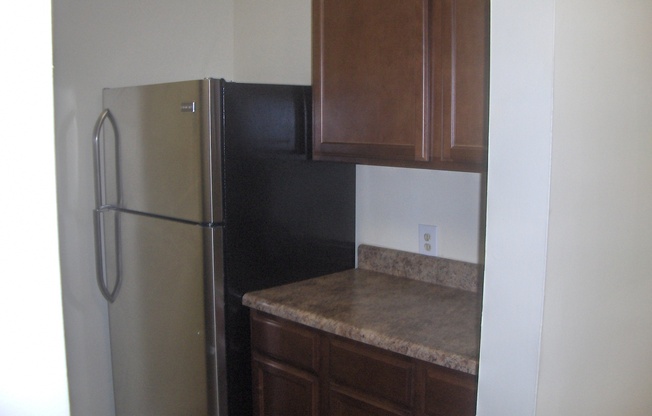 2 beds, 1 bath, 800 sqft, $1,671, Unit 3-W2A