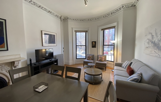 670 TREMONT