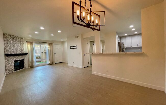 Gorgeously Remodeled 3 Bedroom 2 Bathroom in Rancho SD!