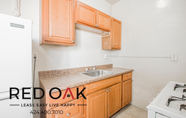 302 N ALEXANDRIA AVE