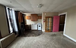 1 bed, 1 bath, $625, Unit #1