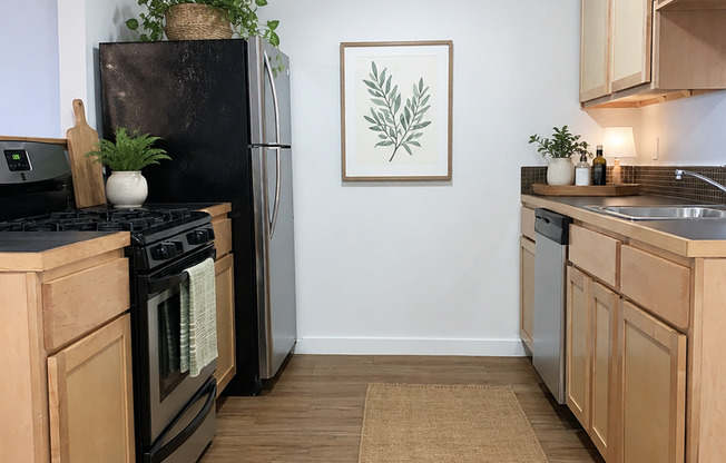 1 bed, 1 bath, 720 sqft, $1,199, Unit BOU-212