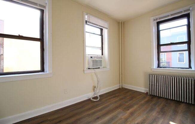 1 bed, 1 bath, $1,495, Unit #E208